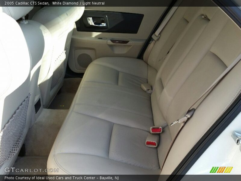 White Diamond / Light Neutral 2005 Cadillac CTS Sedan