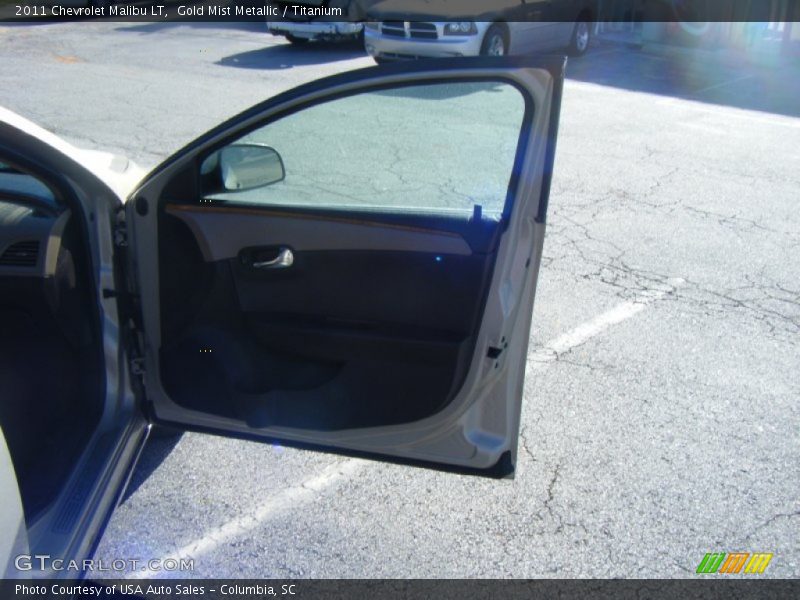 Gold Mist Metallic / Titanium 2011 Chevrolet Malibu LT