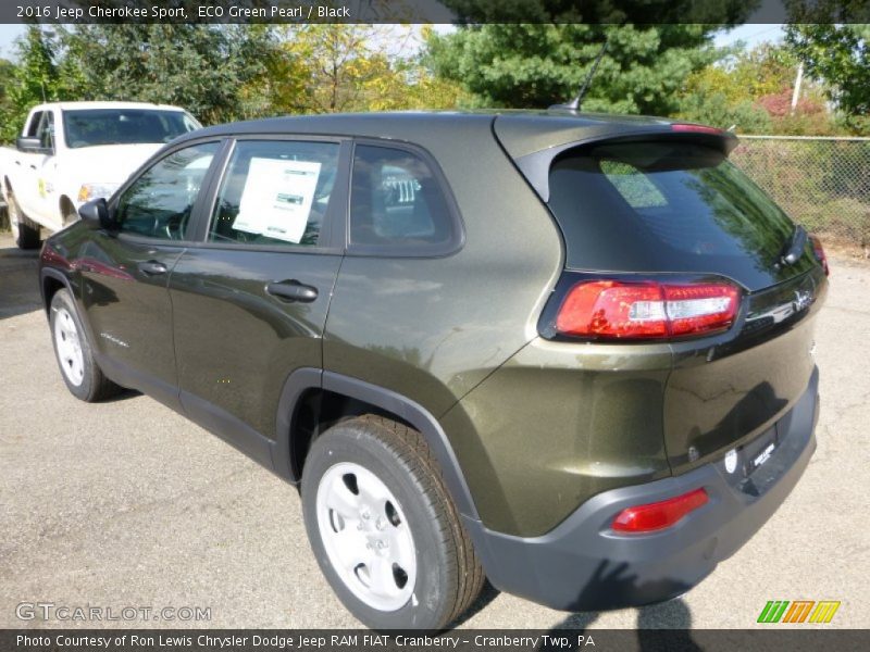 ECO Green Pearl / Black 2016 Jeep Cherokee Sport