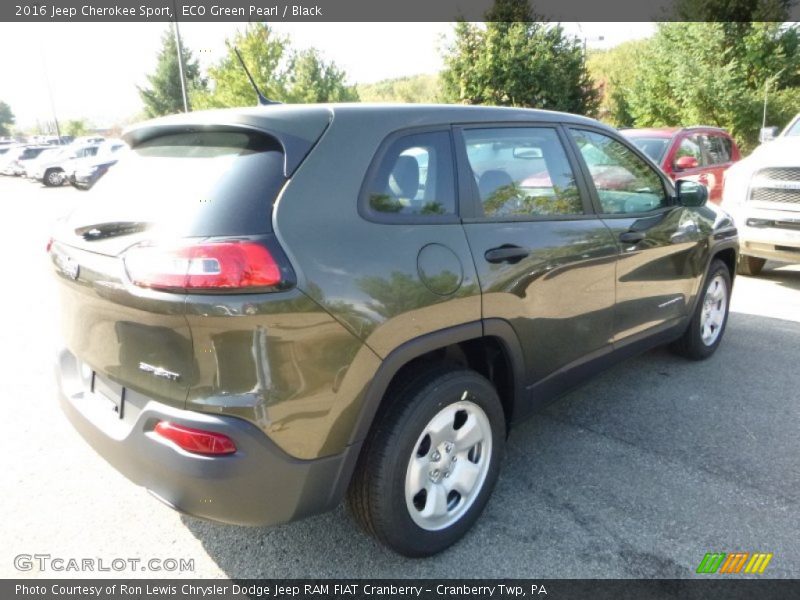 ECO Green Pearl / Black 2016 Jeep Cherokee Sport
