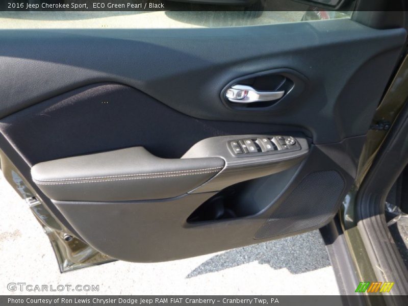 ECO Green Pearl / Black 2016 Jeep Cherokee Sport