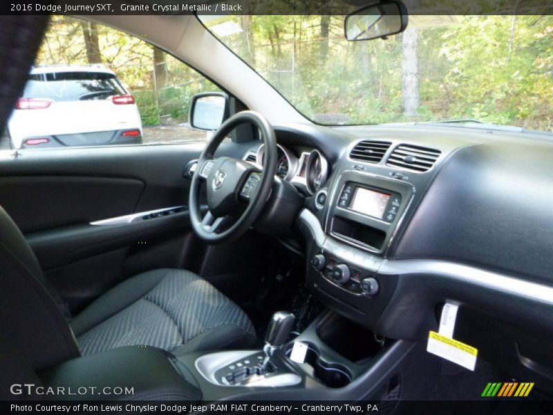 Granite Crystal Metallic / Black 2016 Dodge Journey SXT