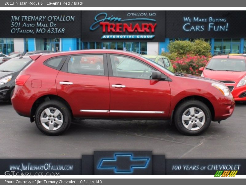Cayenne Red / Black 2013 Nissan Rogue S