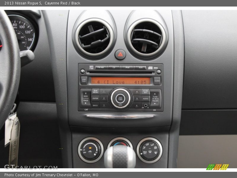 Cayenne Red / Black 2013 Nissan Rogue S