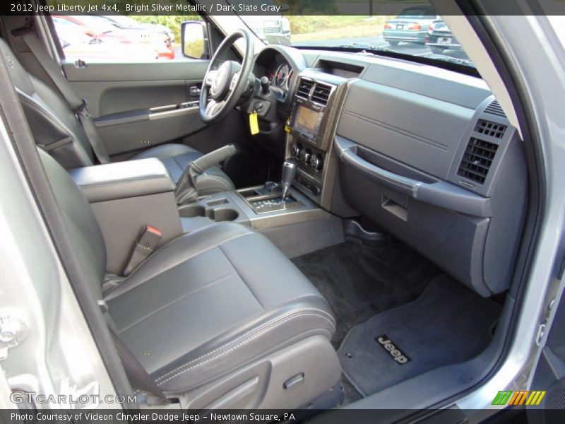 Bright Silver Metallic / Dark Slate Gray 2012 Jeep Liberty Jet 4x4
