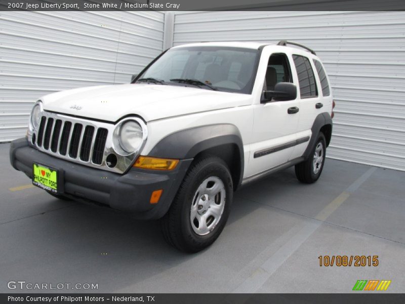 Stone White / Medium Slate Gray 2007 Jeep Liberty Sport