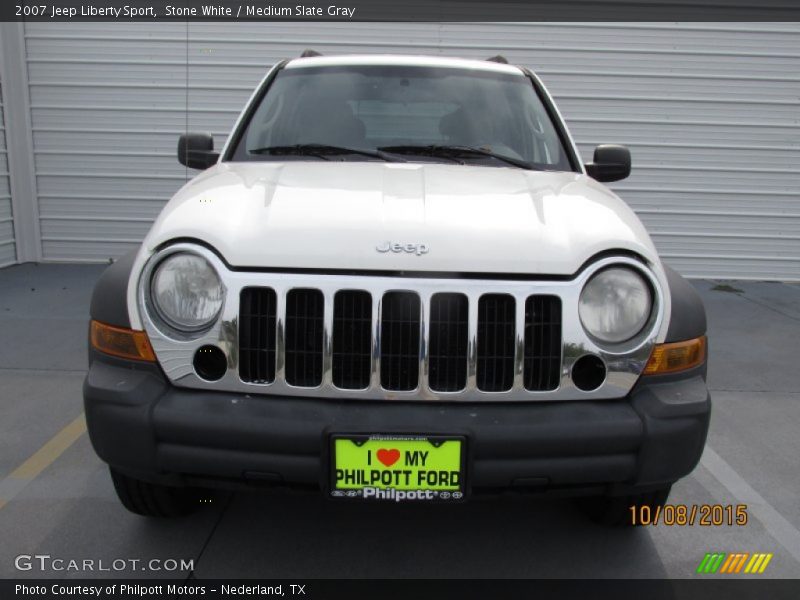 Stone White / Medium Slate Gray 2007 Jeep Liberty Sport