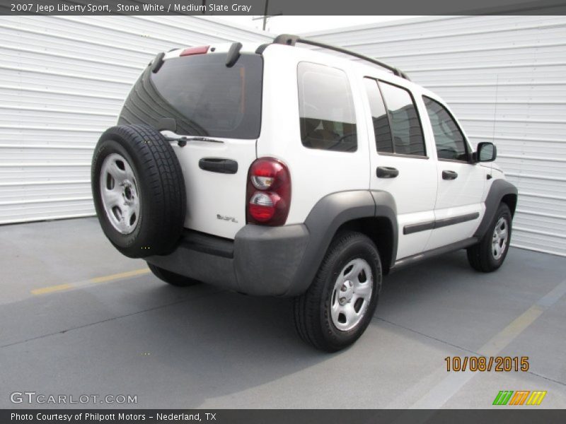 Stone White / Medium Slate Gray 2007 Jeep Liberty Sport