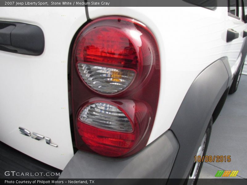 Stone White / Medium Slate Gray 2007 Jeep Liberty Sport