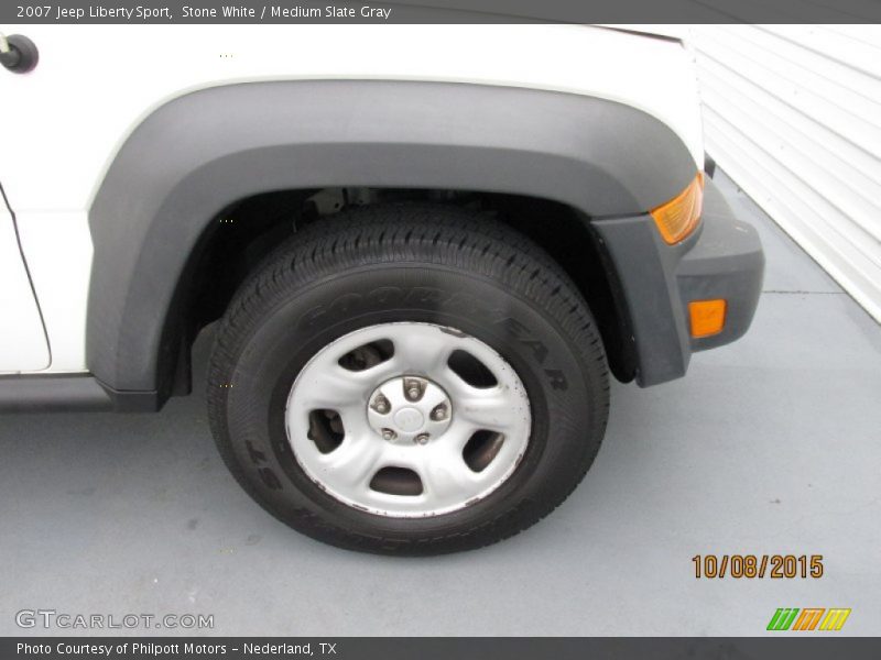 Stone White / Medium Slate Gray 2007 Jeep Liberty Sport