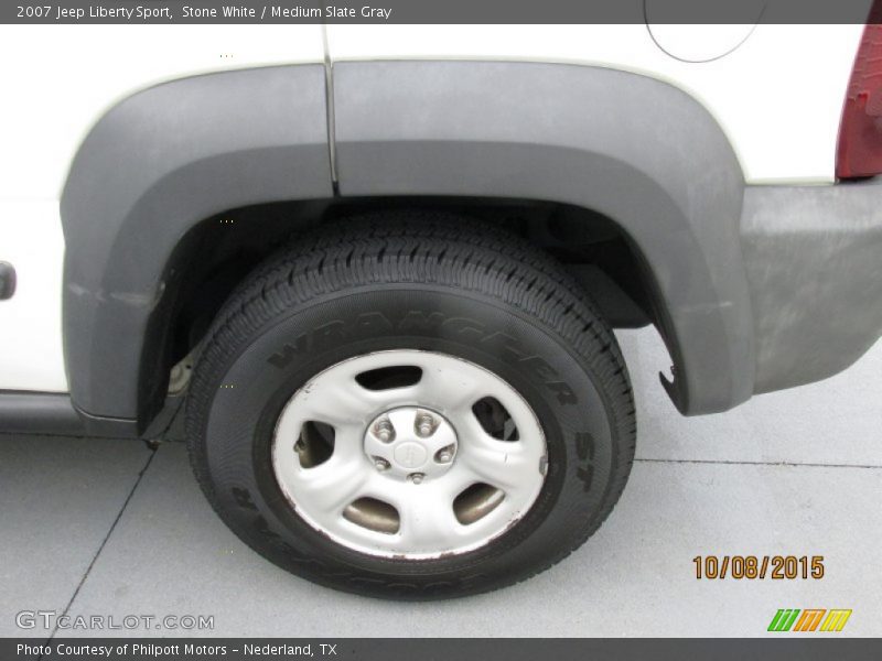 Stone White / Medium Slate Gray 2007 Jeep Liberty Sport