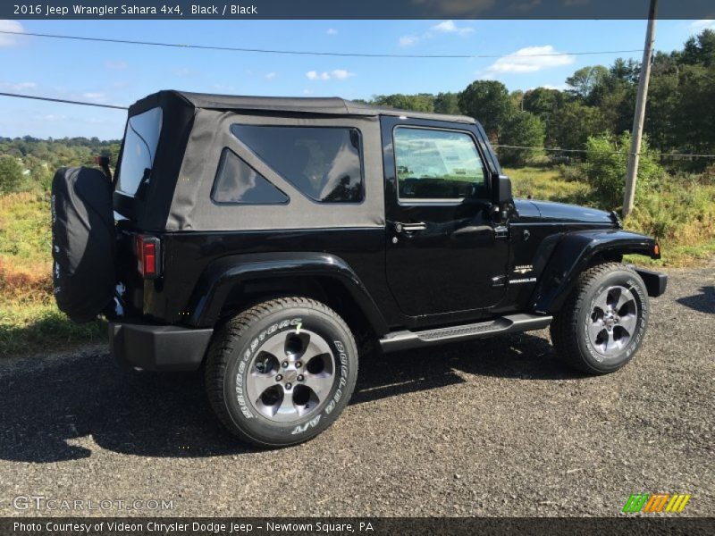 Black / Black 2016 Jeep Wrangler Sahara 4x4