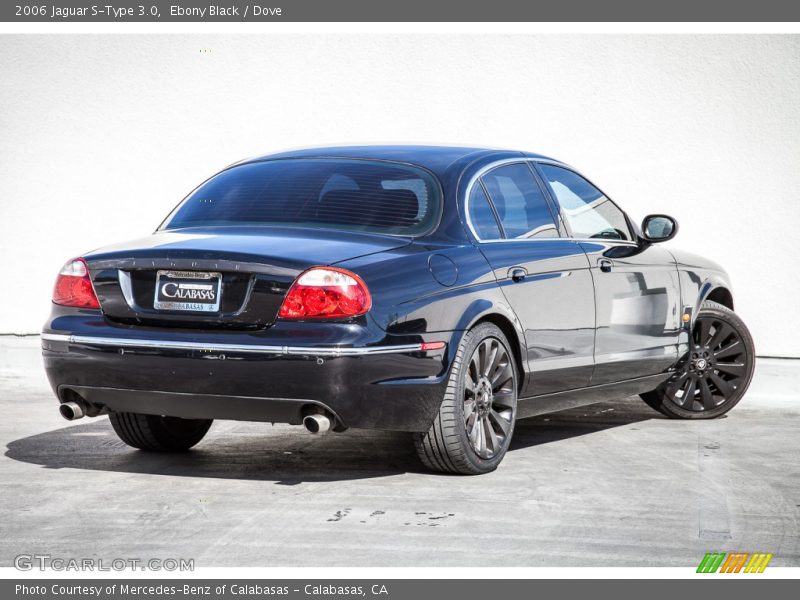 Ebony Black / Dove 2006 Jaguar S-Type 3.0