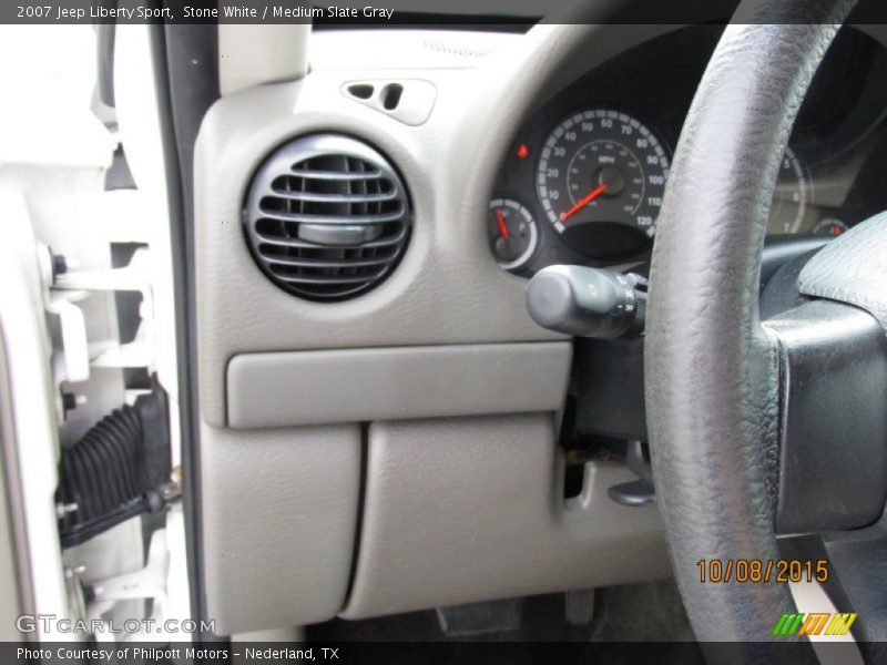 Stone White / Medium Slate Gray 2007 Jeep Liberty Sport