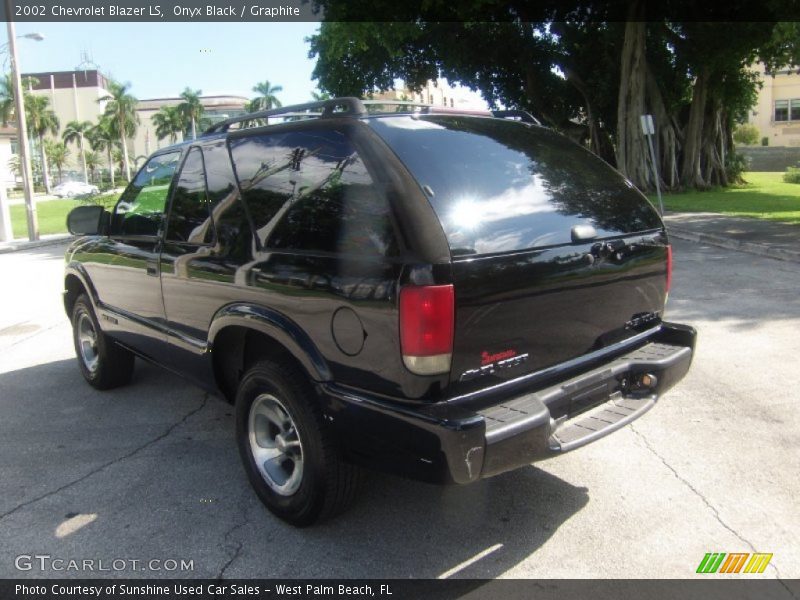 Onyx Black / Graphite 2002 Chevrolet Blazer LS