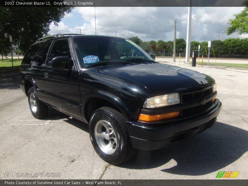 Onyx Black / Graphite 2002 Chevrolet Blazer LS