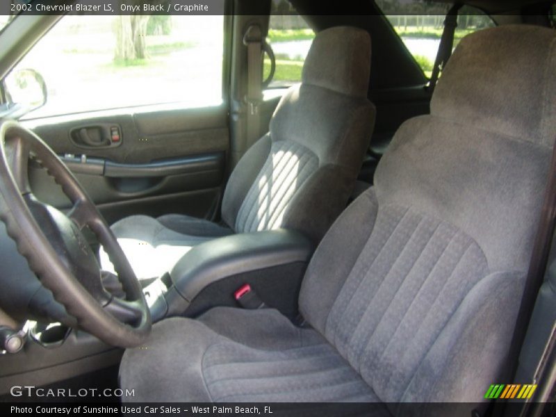 Onyx Black / Graphite 2002 Chevrolet Blazer LS