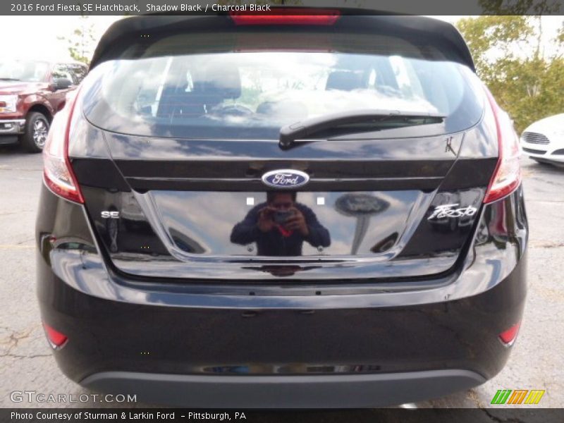 Shadow Black / Charcoal Black 2016 Ford Fiesta SE Hatchback