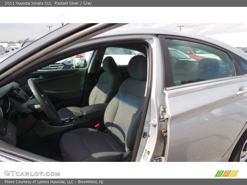 Radiant Silver / Gray 2011 Hyundai Sonata GLS