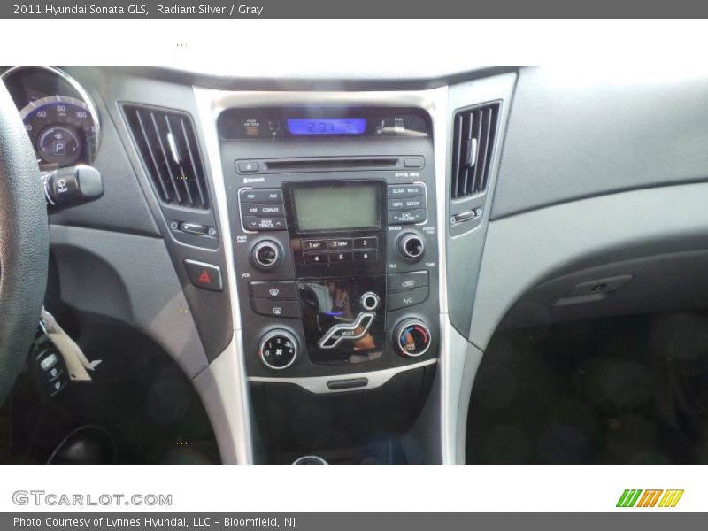 Radiant Silver / Gray 2011 Hyundai Sonata GLS