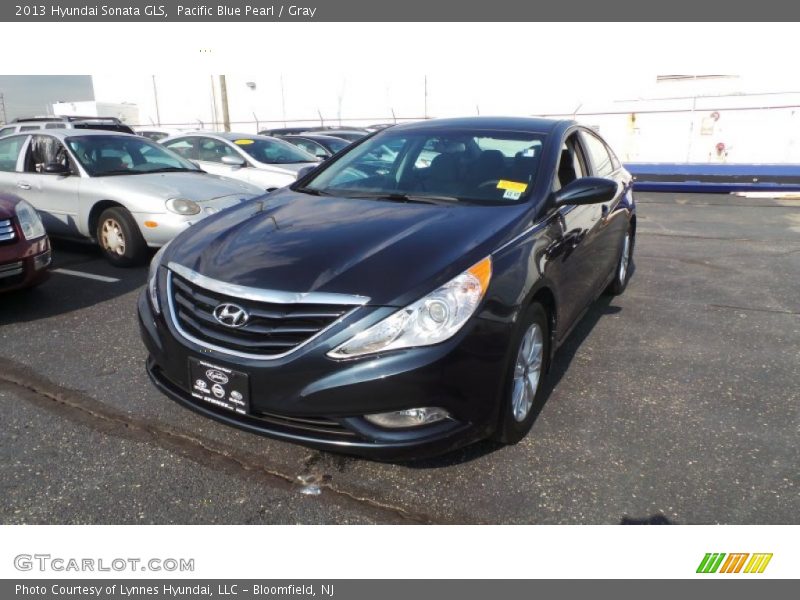 Pacific Blue Pearl / Gray 2013 Hyundai Sonata GLS
