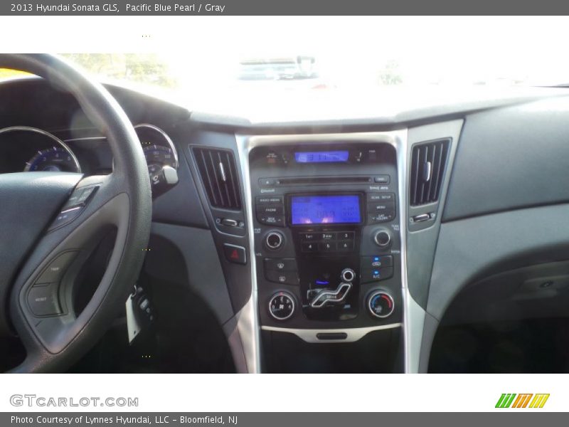 Pacific Blue Pearl / Gray 2013 Hyundai Sonata GLS