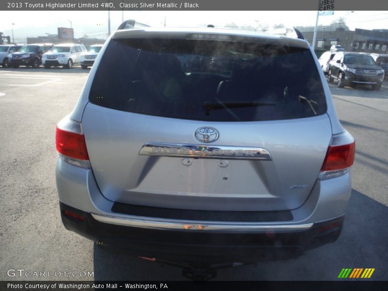 Classic Silver Metallic / Black 2013 Toyota Highlander Limited 4WD