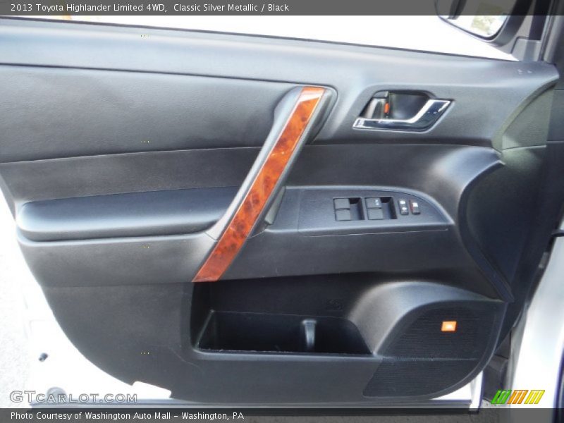 Classic Silver Metallic / Black 2013 Toyota Highlander Limited 4WD