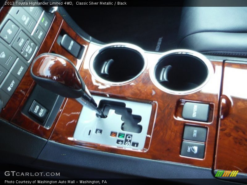 Classic Silver Metallic / Black 2013 Toyota Highlander Limited 4WD