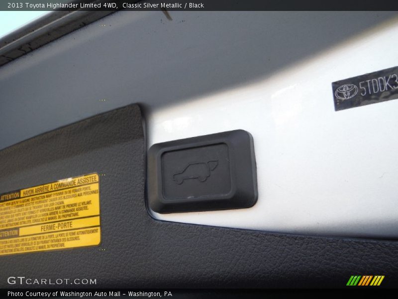 Classic Silver Metallic / Black 2013 Toyota Highlander Limited 4WD