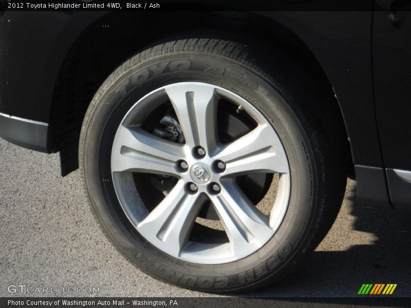 Black / Ash 2012 Toyota Highlander Limited 4WD