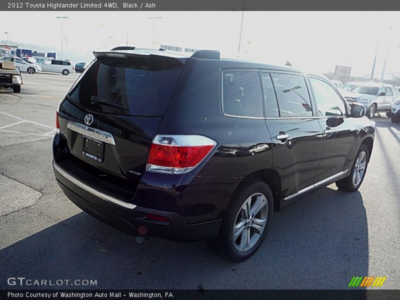 Black / Ash 2012 Toyota Highlander Limited 4WD