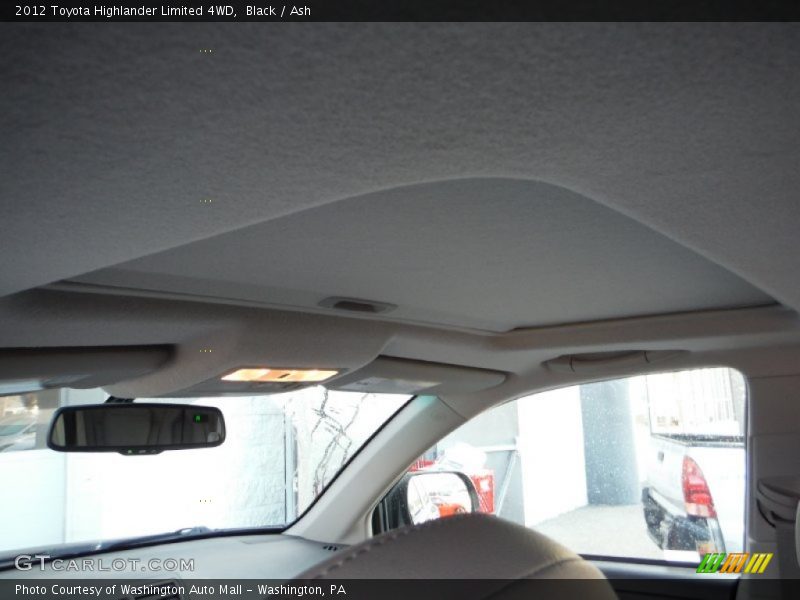 Black / Ash 2012 Toyota Highlander Limited 4WD