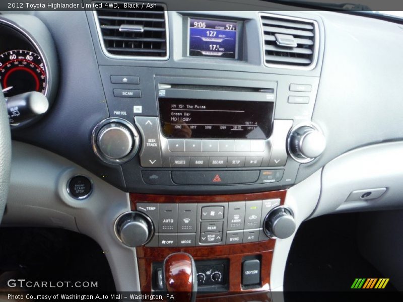 Black / Ash 2012 Toyota Highlander Limited 4WD