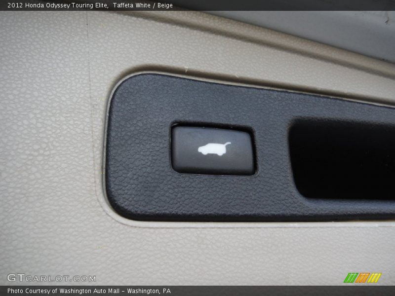 Taffeta White / Beige 2012 Honda Odyssey Touring Elite