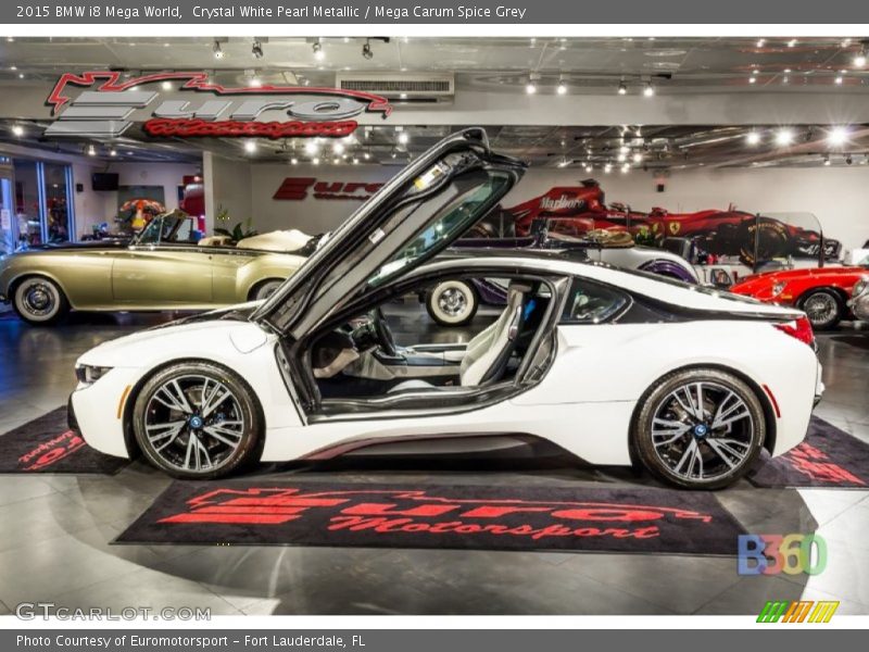 Crystal White Pearl Metallic / Mega Carum Spice Grey 2015 BMW i8 Mega World
