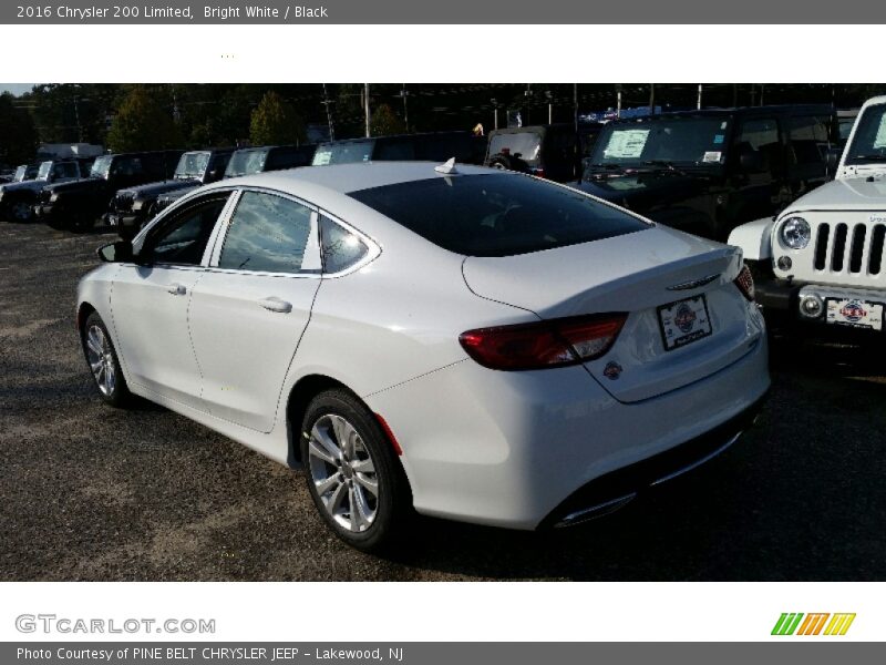 Bright White / Black 2016 Chrysler 200 Limited