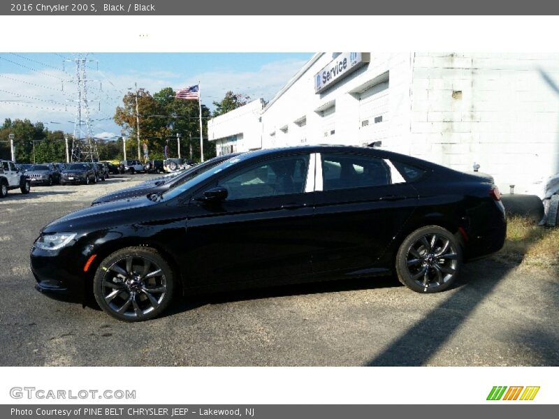 Black / Black 2016 Chrysler 200 S