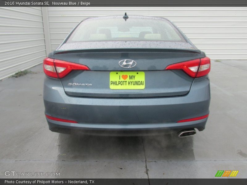 Nouveau Blue / Beige 2016 Hyundai Sonata SE