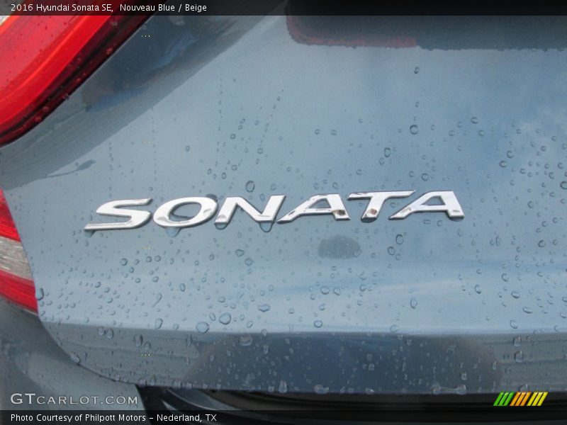 Nouveau Blue / Beige 2016 Hyundai Sonata SE
