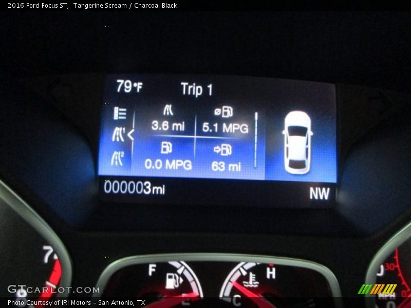 Tangerine Scream / Charcoal Black 2016 Ford Focus ST