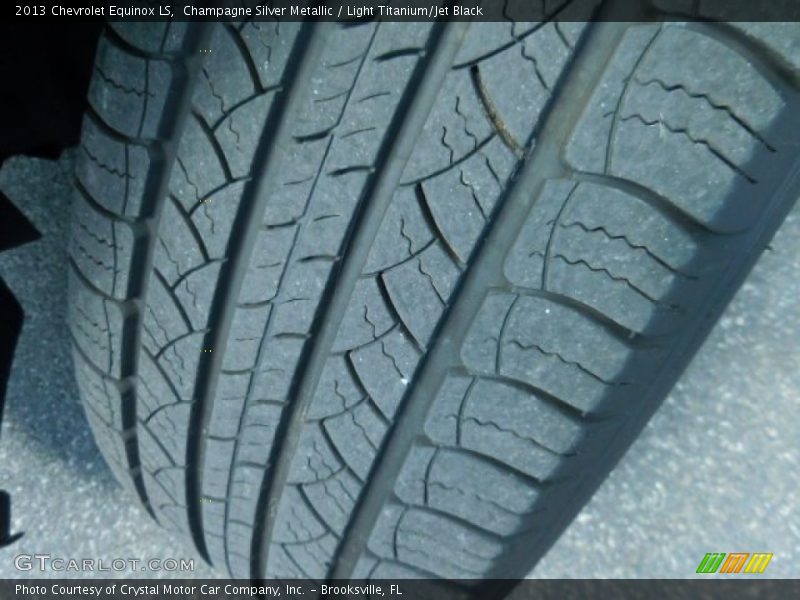 Champagne Silver Metallic / Light Titanium/Jet Black 2013 Chevrolet Equinox LS