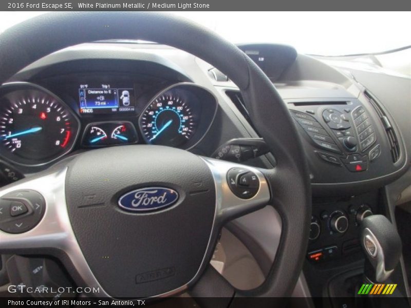 White Platinum Metallic / Medium Light Stone 2016 Ford Escape SE