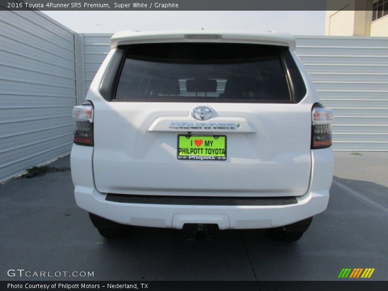 Super White / Graphite 2016 Toyota 4Runner SR5 Premium