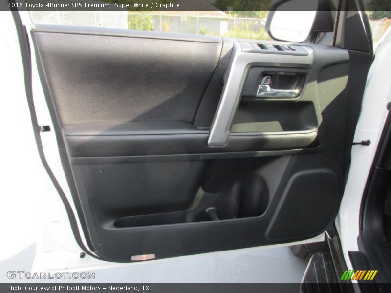 Super White / Graphite 2016 Toyota 4Runner SR5 Premium