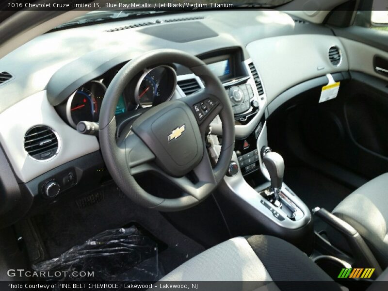 Blue Ray Metallic / Jet Black/Medium Titanium 2016 Chevrolet Cruze Limited LS
