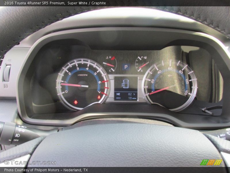 Super White / Graphite 2016 Toyota 4Runner SR5 Premium