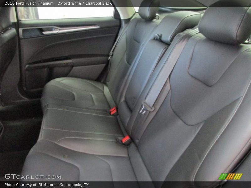 Oxford White / Charcoal Black 2016 Ford Fusion Titanium