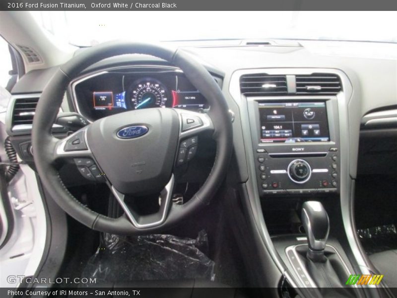 Oxford White / Charcoal Black 2016 Ford Fusion Titanium