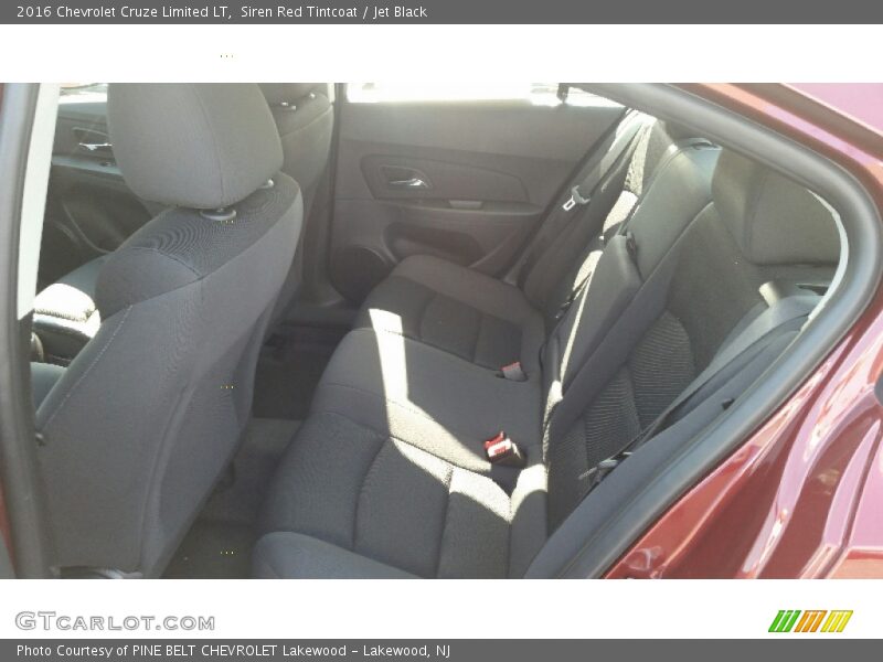 Siren Red Tintcoat / Jet Black 2016 Chevrolet Cruze Limited LT